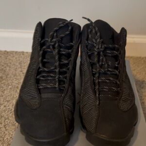 Jordan Retro 13 “Black Cat”